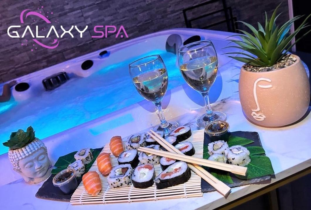 Galaxy Spa - Suite Venus Jacuzzi Et Sauna Privatif Champigneulles Eksteriør bilde