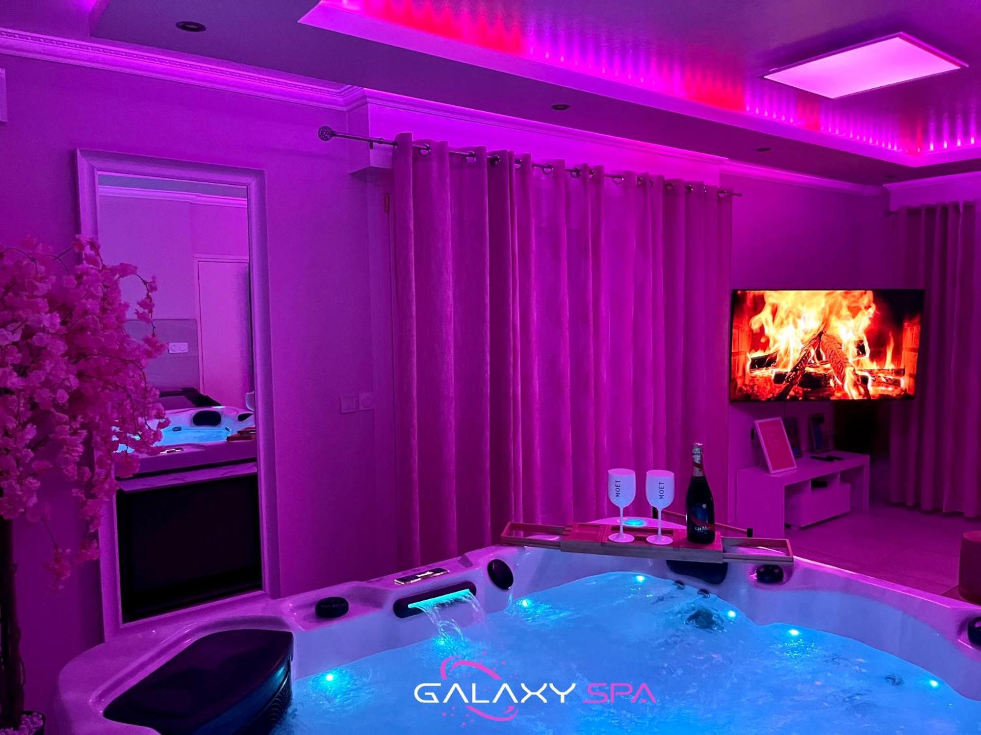 Galaxy Spa - Suite Venus Jacuzzi Et Sauna Privatif Champigneulles Eksteriør bilde