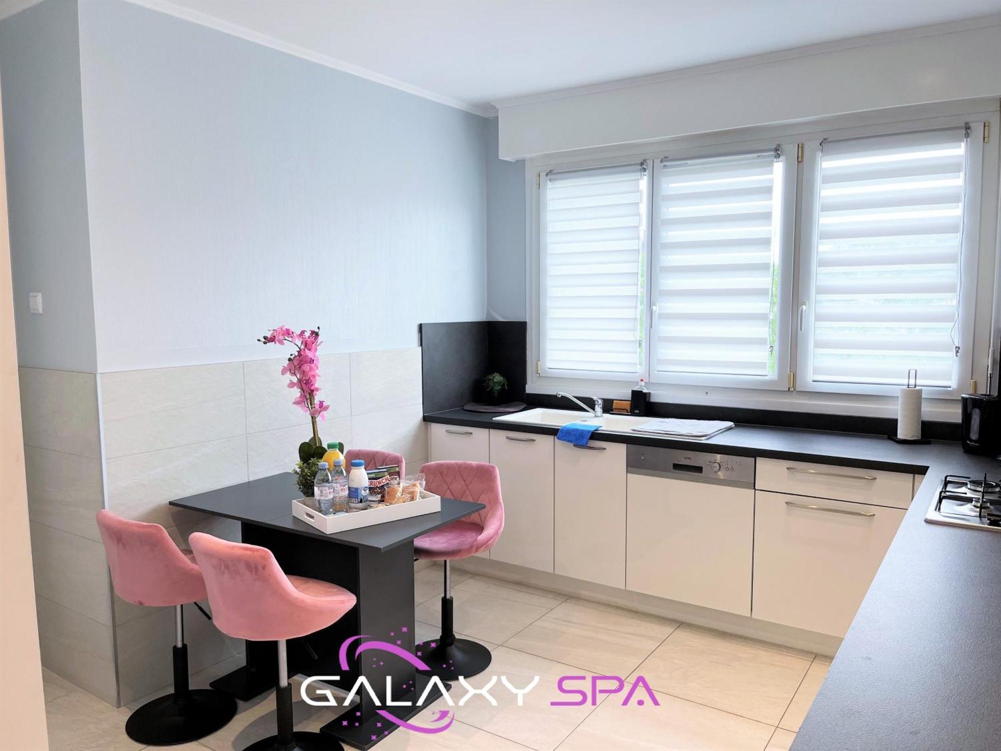 Galaxy Spa - Suite Venus Jacuzzi Et Sauna Privatif Champigneulles Eksteriør bilde