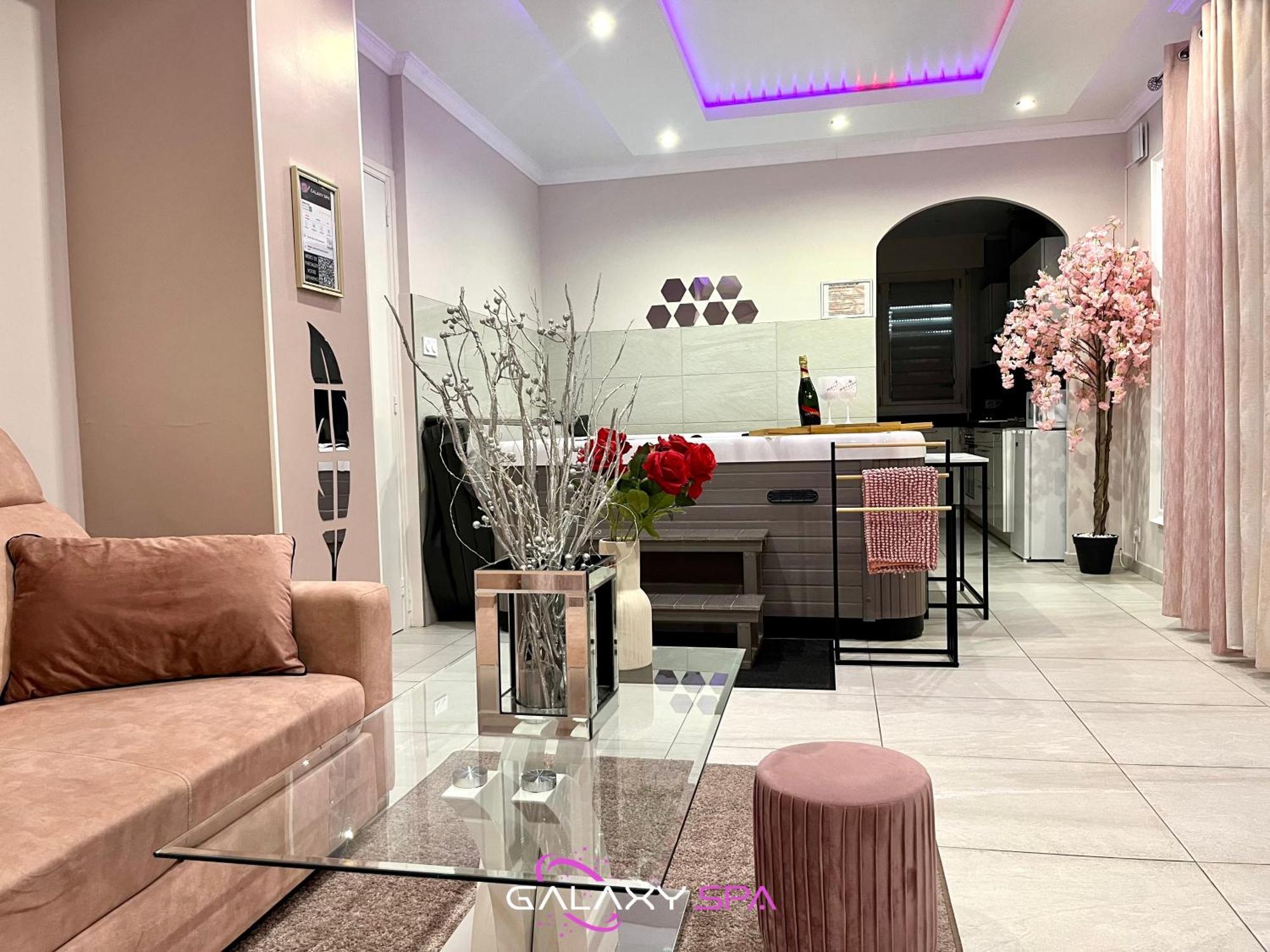 Galaxy Spa - Suite Venus Jacuzzi Et Sauna Privatif Champigneulles Eksteriør bilde